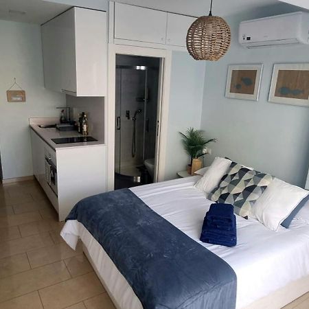 Beach House Apartment, Playa Malagueta Málaga Dış mekan fotoğraf