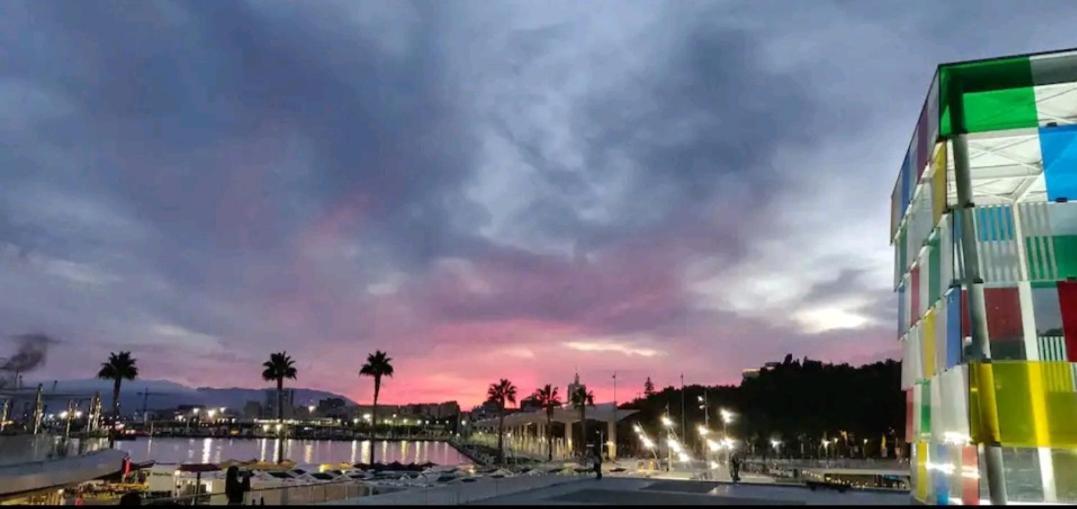 Beach House Apartment, Playa Malagueta Málaga Dış mekan fotoğraf