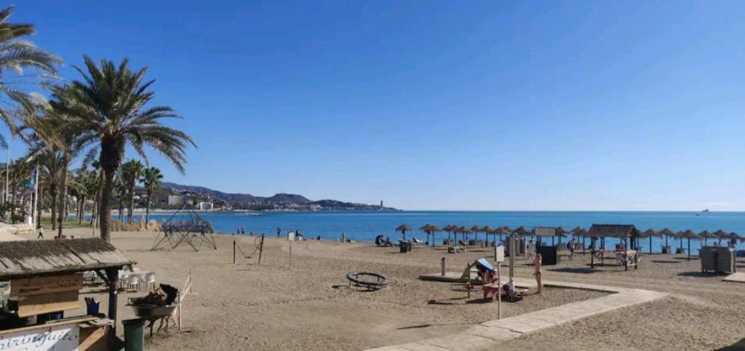 Beach House Apartment, Playa Malagueta Málaga Dış mekan fotoğraf