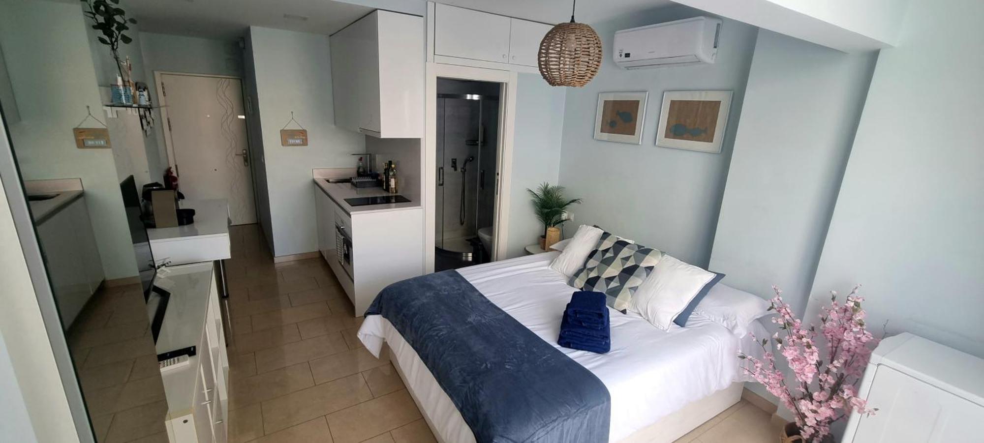 Beach House Apartment, Playa Malagueta Málaga Dış mekan fotoğraf